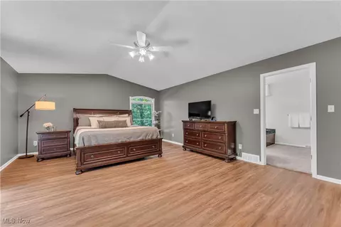 Bedroom - 820 Old Spring Rd, Copley, OH 44321 photo 1 of 5