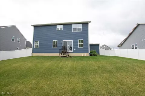 1794 Mason Dr, Parma, OH 44134 photo 3