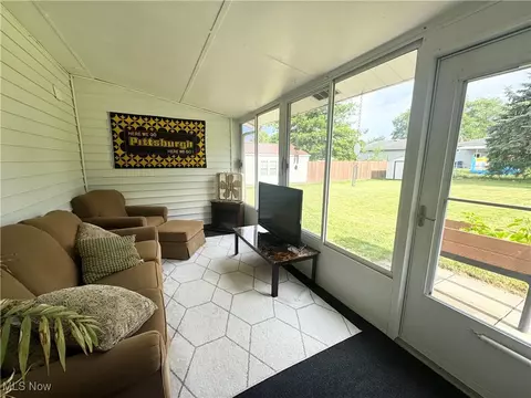 470 Geneva Ave, Struthers, OH 44471 photo 20