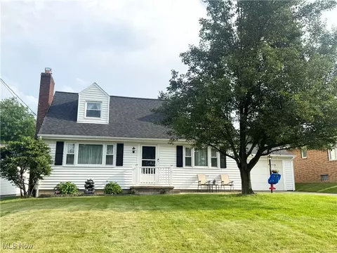 470 Geneva Ave, Struthers, OH 44471 photo 3