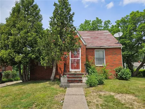 17215 Harvard Ave, Cleveland, OH 44128