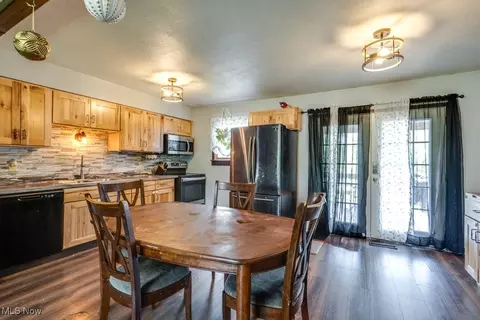 8998 Horn Rd, Windham, OH 44288 photo 11