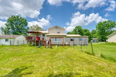 8998 Horn Rd, Windham, OH 44288 photo 4