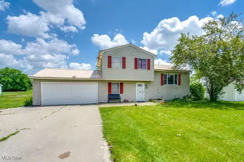 8998 Horn Rd, Windham, OH 44288 photo 2