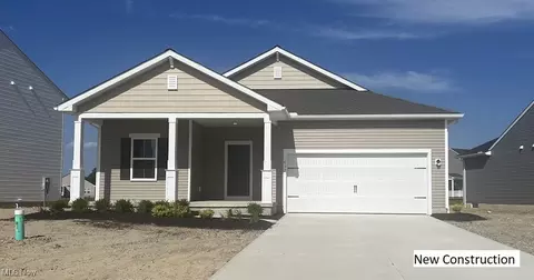 832 Meadow Lake Dr, Elyria, OH 44035