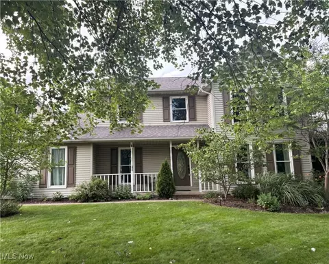 2359 Rohrer St NW, North Canton, OH 44720
