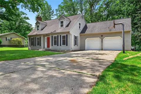 234 Summit St, Wadsworth, OH 44281