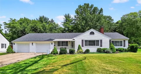 120 N Middle St, Columbiana, OH 44408