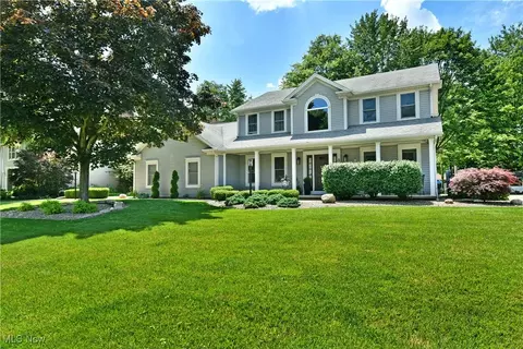 354 Westchester Dr SE, Warren, OH 44484