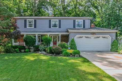 6201 Pepperwood Ct, Mentor, OH 44060