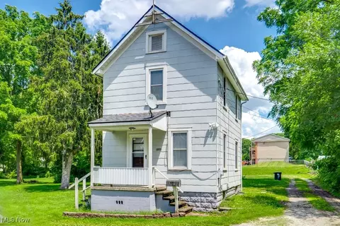 2217 Kimball Ct, Akron, OH 44314