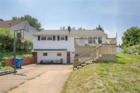 5020 15th St SW, Canton, OH 44710