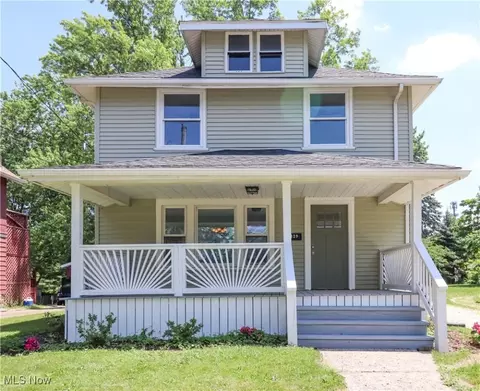 129 Fairview Ave, Wadsworth, OH 44281