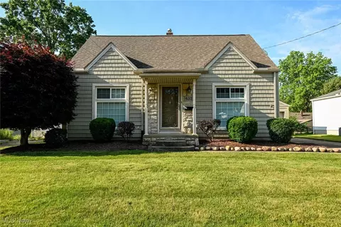 632 E Paige Ave, Barberton, OH 44203