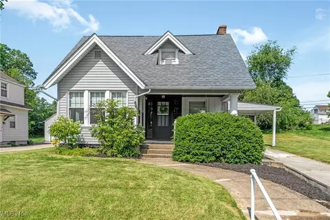 437 17th St NE, Massillon, OH 44646
