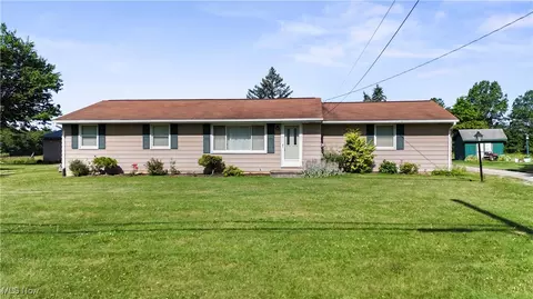 1105 Stewart Rd N, Mansfield, OH 44905