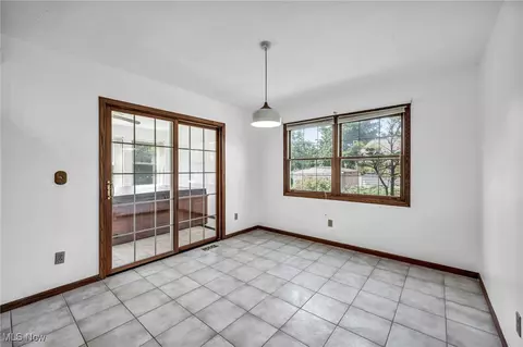 3578 County Line Rd, Madison, OH 44057 photo 11