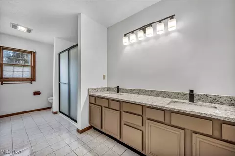 3578 County Line Rd, Madison, OH 44057 photo 17