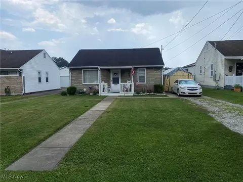 1314 10th St, Vienna, WV 26105