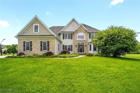 7305 Alexander Rd, Concord, OH 44077