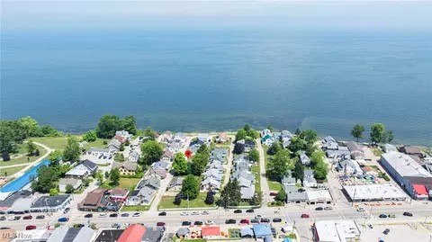 View/Area - 5016 W Mapleton Beach Dr, Geneva, OH 44041 photo 6 of 7