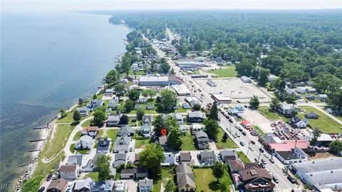 View/Area - 5016 W Mapleton Beach Dr, Geneva, OH 44041 photo 3 of 7