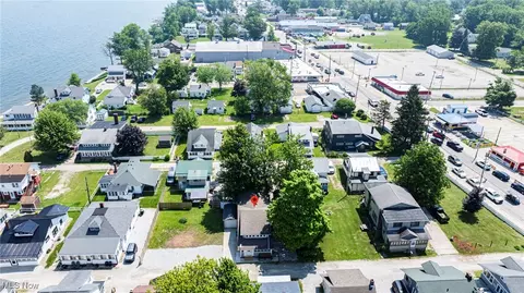View/Area - 5016 W Mapleton Beach Dr, Geneva, OH 44041 photo 2 of 7
