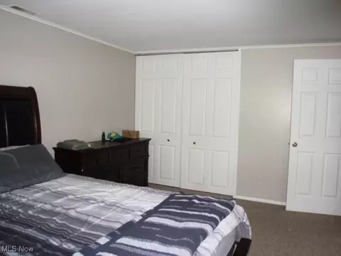 Bedroom - 23 Valley Forge Ln, Elyria, OH 44035 photo 2 of 4