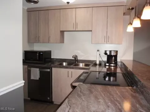 Kitchen - 23 Valley Forge Ln, Elyria, OH 44035 photo 1 of 2