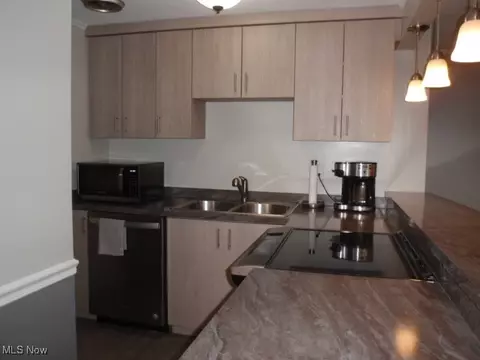 Kitchen - 23 Valley Forge Ln, Elyria, OH 44035 photo 2 of 2
