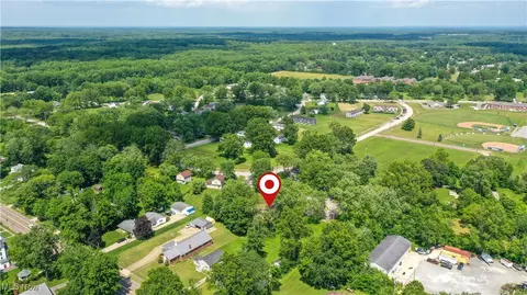 View/Area - 9009 Oak Ct, Windham, OH 44288 photo 5 of 7