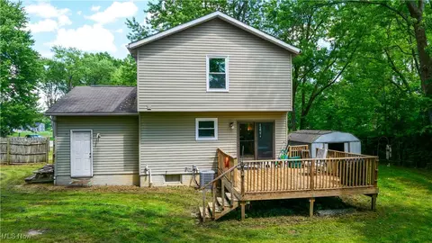 Exterior - 9009 Oak Ct, Windham, OH 44288 photo 3 of 10