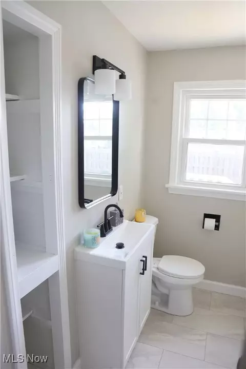 Bath - 19 Renee Dr, Struthers, OH 44471 photo 2 of 2