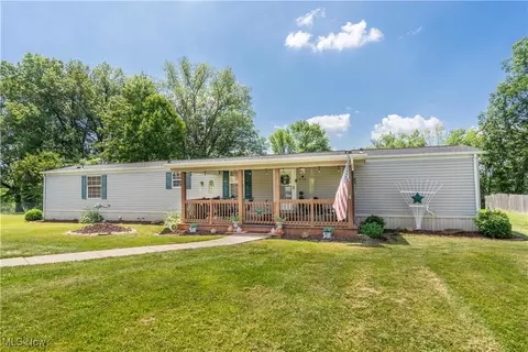 3222 6th St SE, Canton, OH 44707