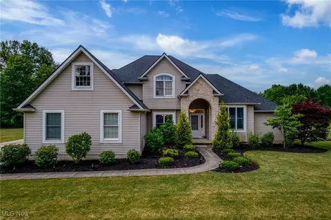 36339 Mills Rd, North Ridgeville, OH 44039