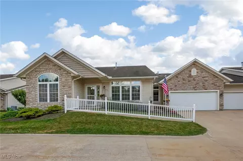 2452 Barrington Way #418, Wooster, OH 44691