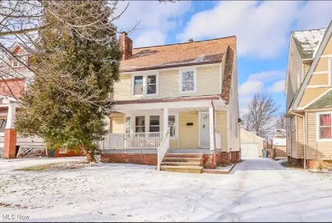 1016 Quilliams Rd, Cleveland Heights, OH 44121