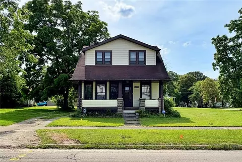 Exterior - 1307 West Ave, Elyria, OH 44035 photo 2 of 7