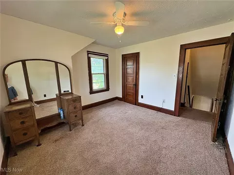 Bedroom - 1307 West Ave, Elyria, OH 44035 photo 2 of 6