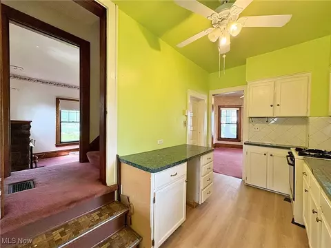 Entry Way - 1307 West Ave, Elyria, OH 44035 photo 1 of 1