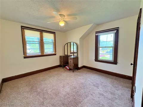 Bedroom - 1307 West Ave, Elyria, OH 44035 photo 1 of 6