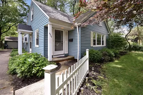 4435 Coe Ave, North Olmsted, OH 44070