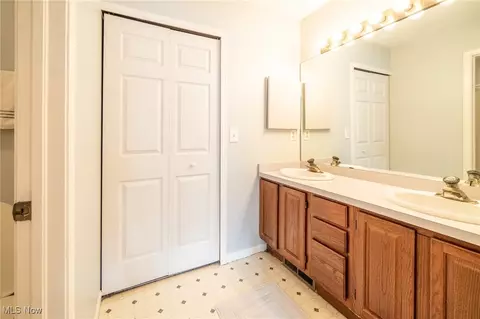 1870 E 223 St, Euclid, OH 44117 photo 10