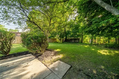 1870 E 223 St, Euclid, OH 44117 photo 21