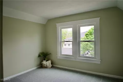 918 Pitkin Ave, Akron, OH 44310 photo 16