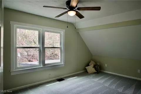 918 Pitkin Ave, Akron, OH 44310 photo 18