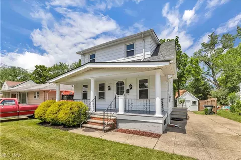 259 Marion Dr, Bedford, OH 44146