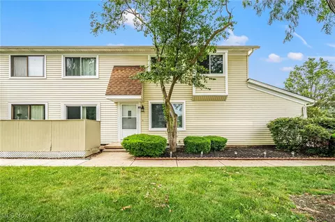 5523 Weston Ct #88A, Willoughby, OH 44094