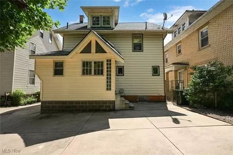 Exterior - 517 Broad Ave NW, Canton, OH 44708 photo 5 of 5