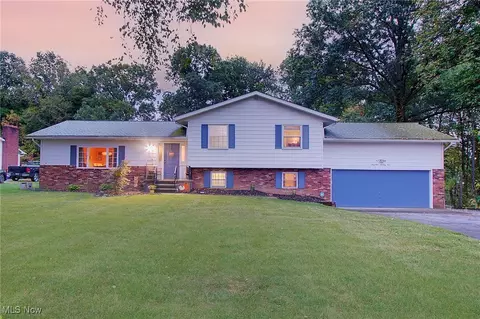 6179 Terrace Hills Dr, Clinton, OH 44216